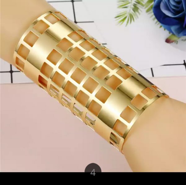 Bracelet Cuff - Wide Cuff Geometric Hollow Bracelet (GOLD) #4
