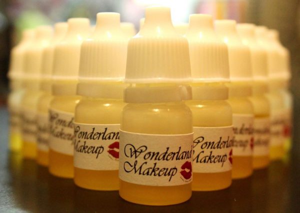 SPIRIT GUM by Wonderland Makeup - 2ml