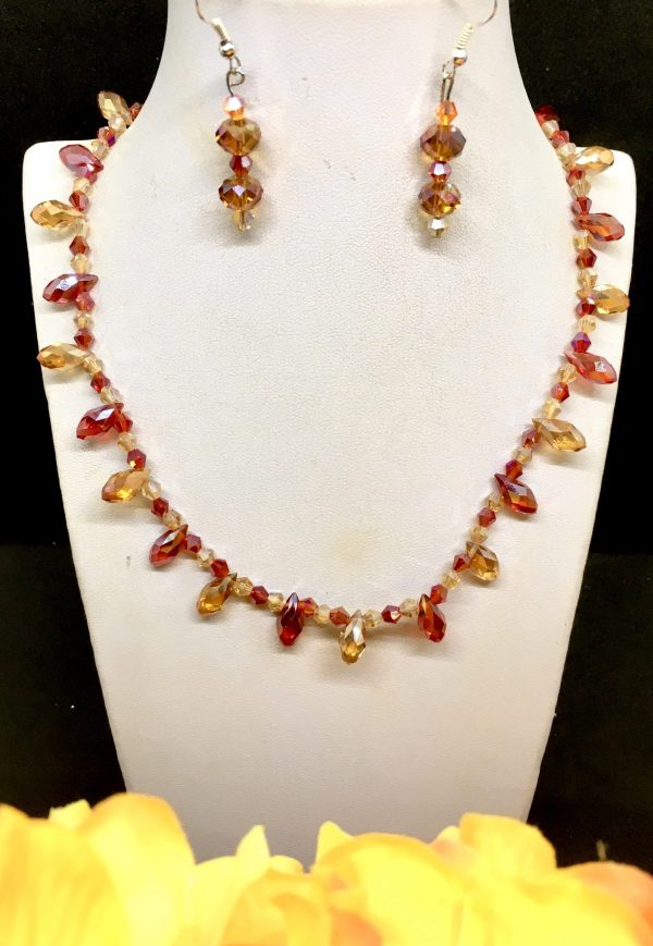 CHILD CRYSTAL BEAD NECKLACE & EARRING SET - LT GOLD/RED