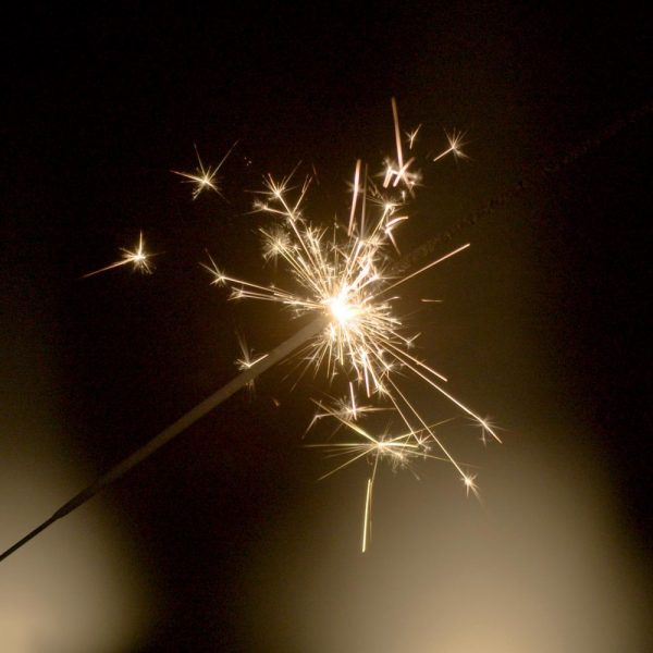 Party Sparklers - 36" Gold Sparklers 4PC - Image 3