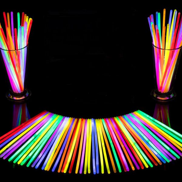 100 – 8 inch Glow Stick PARTY PACK