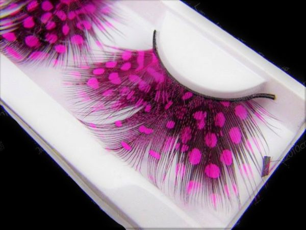 Long Guinea Feather Eyelash - FUCHSIA PINK