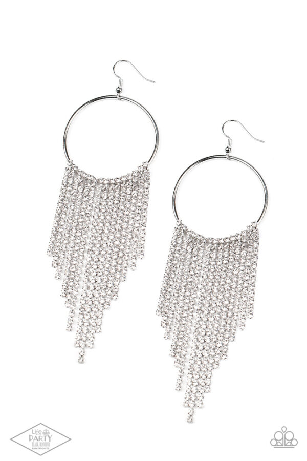 EARRINGS – Streamlined Shimmer - SILVER - Image 3