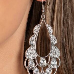 EARRINGS – Majestic Masquerade - White