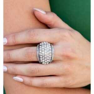 RINGS - Gigi Horizons - Running OFF SPARKLE - White