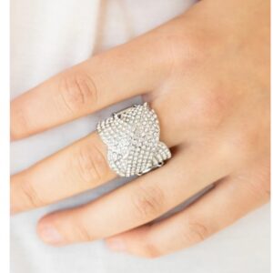 RINGS - Gigi Horizons - Scandalous Shimmer - White