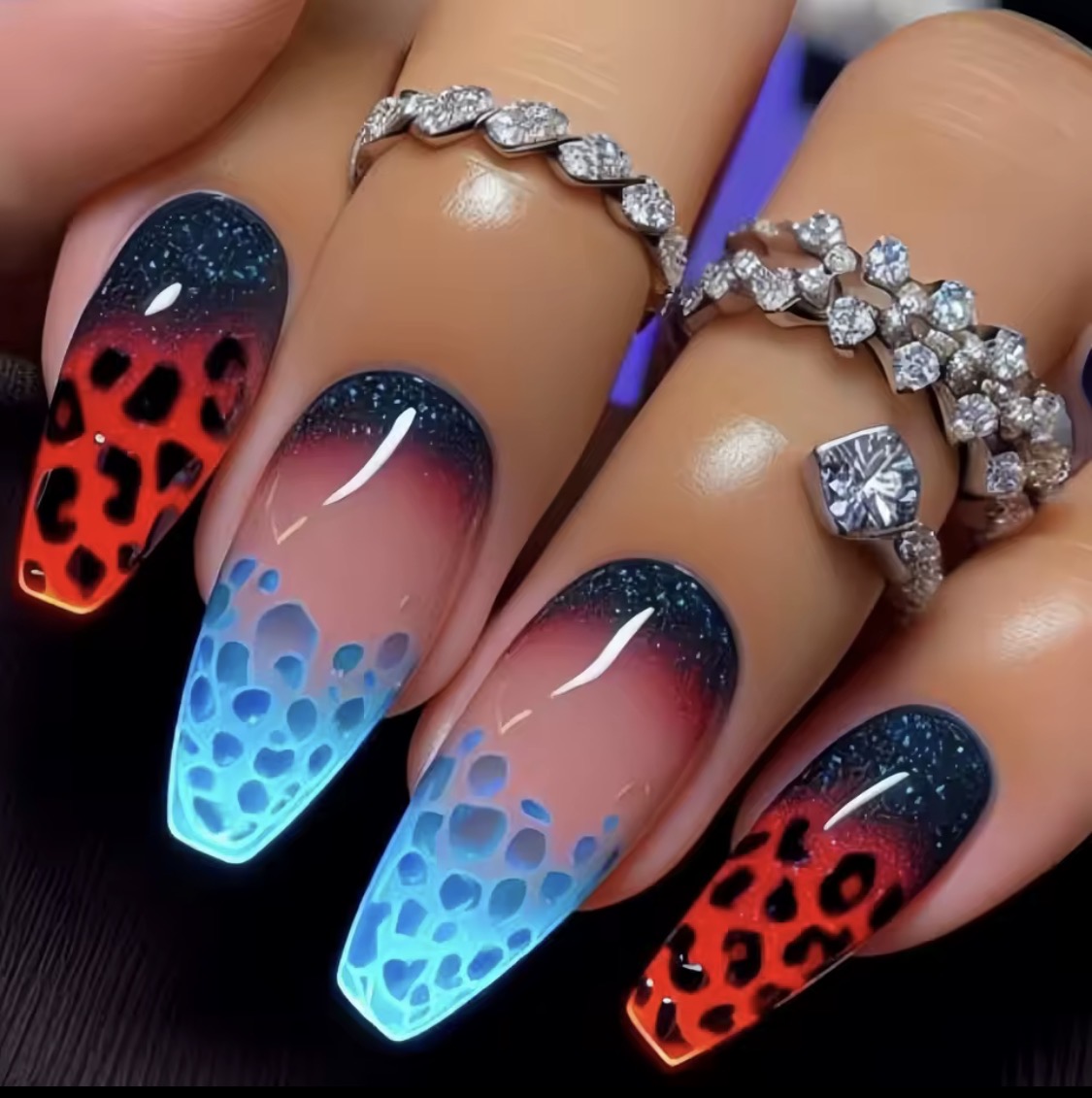 FASHION NAILS - Medium long fake nails for women